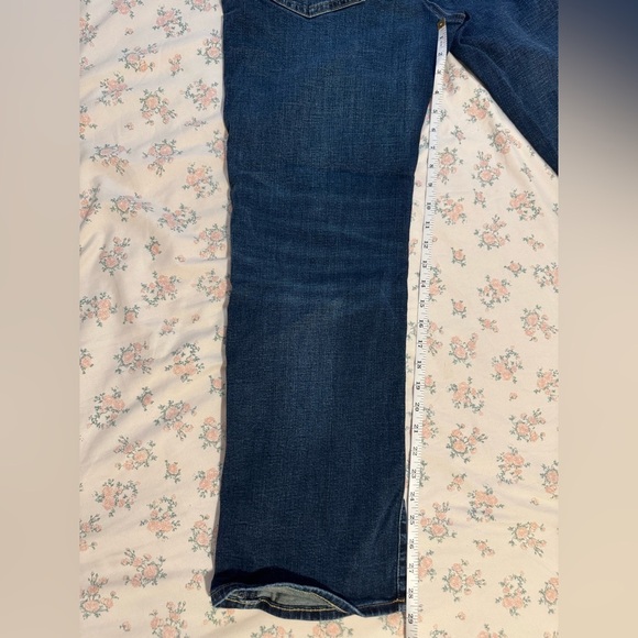 36x32 LIKE NEW⭐️Dark Wash Men’s Size 36x32 Original Bootcut American Eagle Jean - Picture 3 of 7
